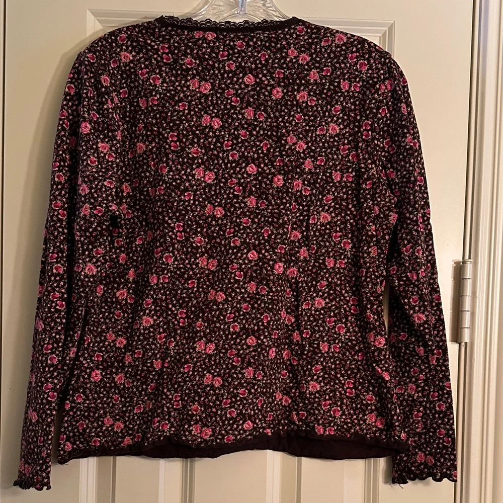 Brown Talbots Top with Rose Design - Picture 2 of 9